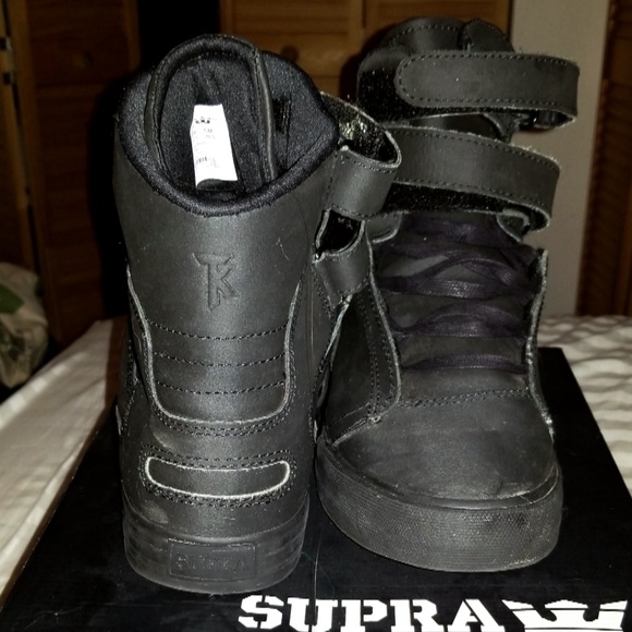 supra society black red